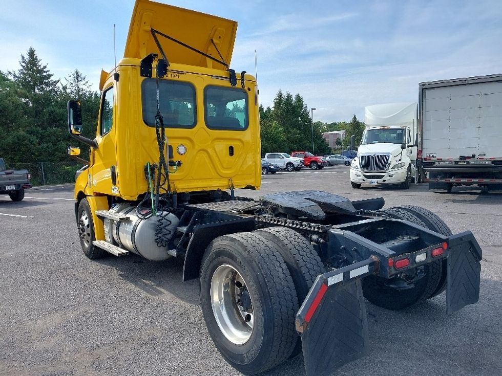 Day Cab Tractor-Heavy Duty Tractors-Freightliner-2019-T12642ST-Hagerstown-MD-727,283\n\t\tmiles-$ 22,500 - Image 5