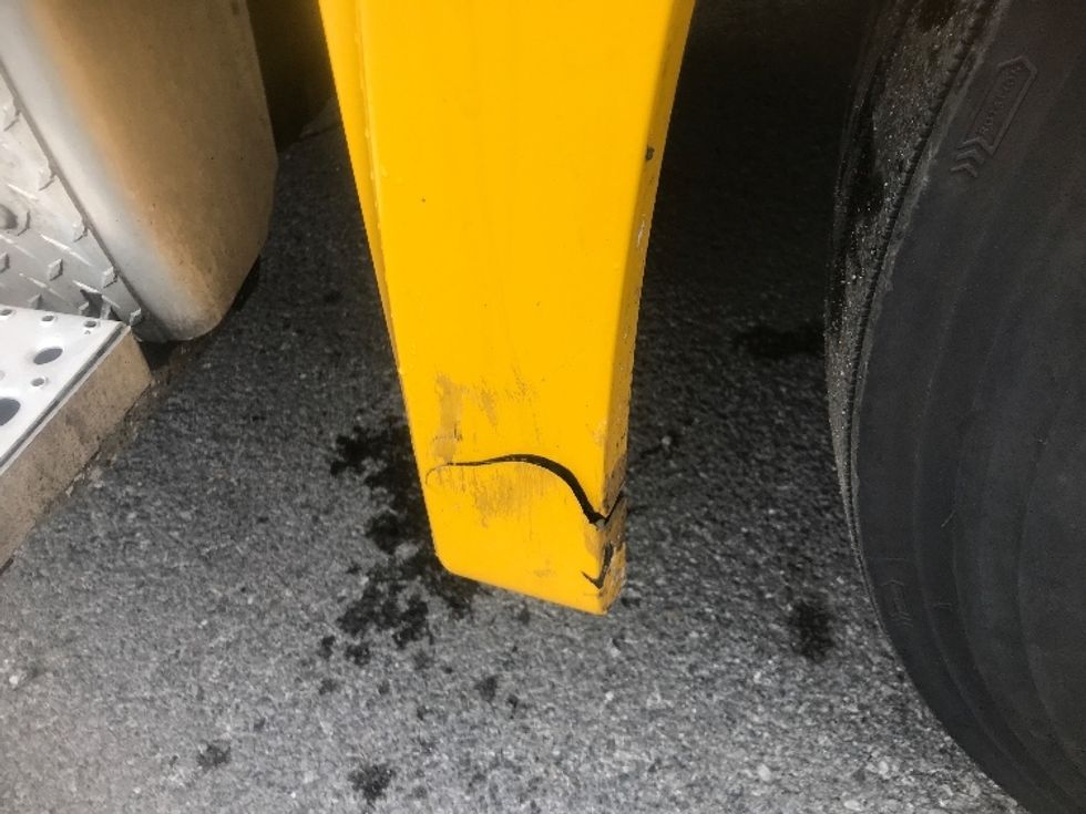 Day Cab Tractor-Heavy Duty Tractors-Freightliner-2019-T12642ST-Harrisburg-PA-462,056\n\t\tmiles-$ 28,250 - Image 18