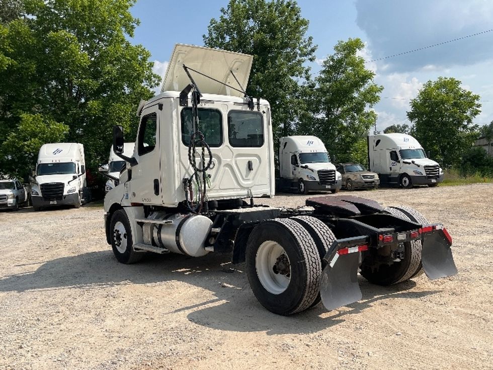 Day Cab Tractor-Heavy Duty Tractors-Freightliner-2019-T12642ST-Houston-MS-526,105\n\t\tmiles-$ 33,000 - Image 5