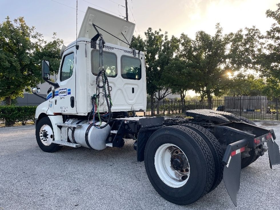 Day Cab Tractor-Heavy Duty Tractors-Freightliner-2019-T12642ST-Houston-TX-206,960\n\t\tmiles-$ 51,000 - Image 5
