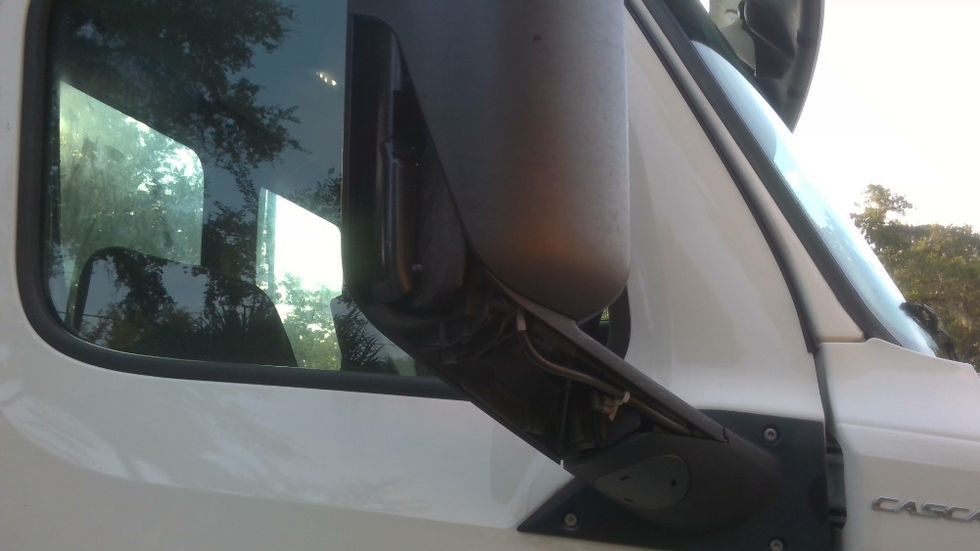 Day Cab Tractor-Heavy Duty Tractors-Freightliner-2019-T12642ST-Jacksonville-FL-214,463\n\t\tmiles-$ 50,500 - Image 18