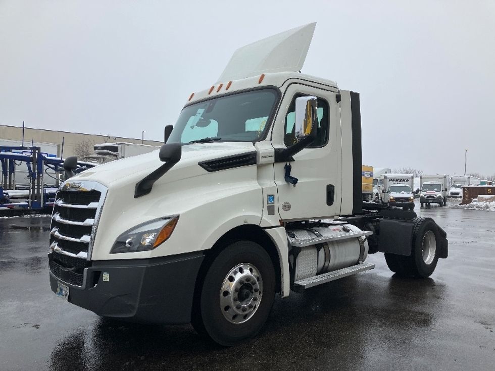 Day Cab Tractor-Heavy Duty Tractors-Freightliner-2019-T12642ST-Jessup-MD-442,081\n\t\tmiles-$ 26,250 - Image 3