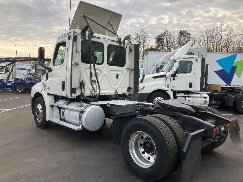 Day Cab Tractor-Heavy Duty Tractors-Freightliner-2019-T12642ST-Jessup-MD-505,206\n\t\tmiles-$ 35,000 - Image 5