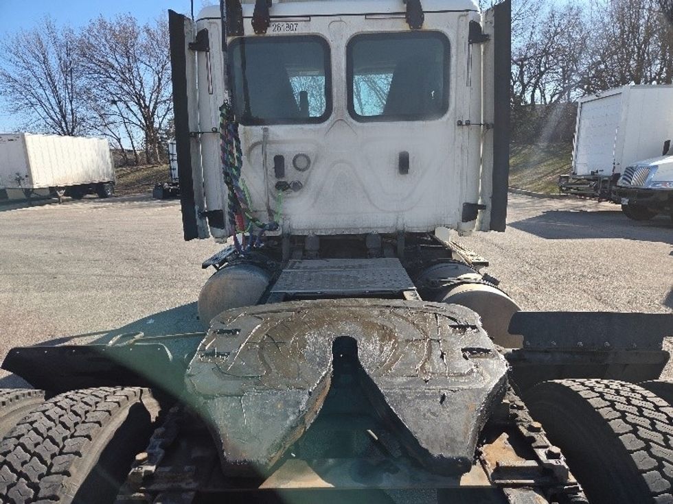 Day Cab Tractor-Heavy Duty Tractors-Freightliner-2019-T12642ST-Kansas City-MO-525,000\n\t\tmiles-$ 30,250 - Image 6