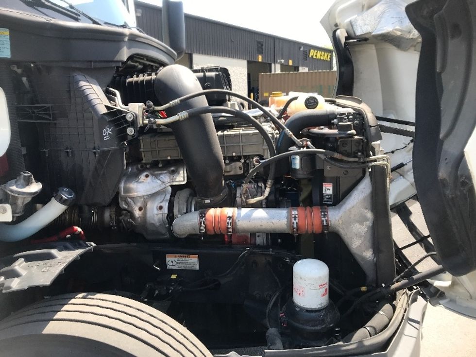 Day Cab Tractor-Heavy Duty Tractors-Freightliner-2019-T12642ST-Manassas-VA-285,136\n\t\tmiles-$ 40,500 - Image 15