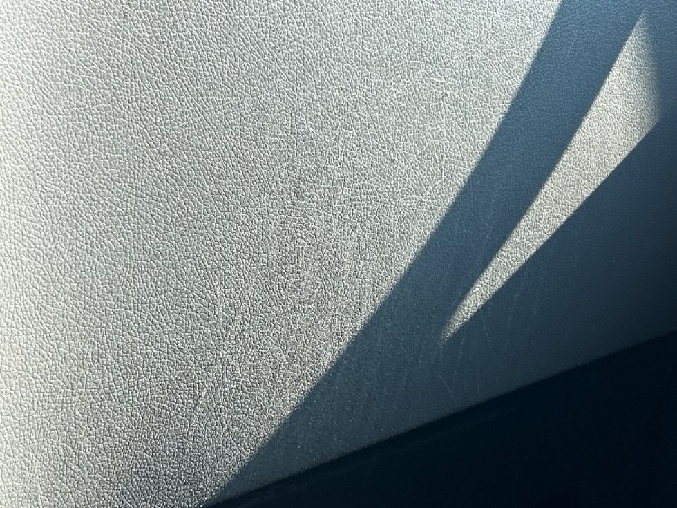 Day Cab Tractor-Heavy Duty Tractors-Freightliner-2019-T12642ST-Memphis-TN-556,931\n\t\tmiles-$ 30,750 - Image 19