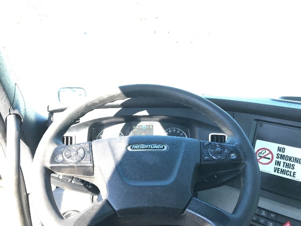Day Cab Tractor-Heavy Duty Tractors-Freightliner-2019-T12642ST-Milwaukee-WI-491,497\n\t\tmiles-$ 35,750 - Image 11