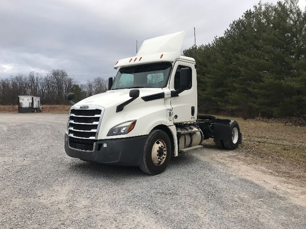Day Cab Tractor-Heavy Duty Tractors-Freightliner-2019-T12642ST-Morristown-TN-205,253\n\t\tmiles-$ 46,250 - Image 3