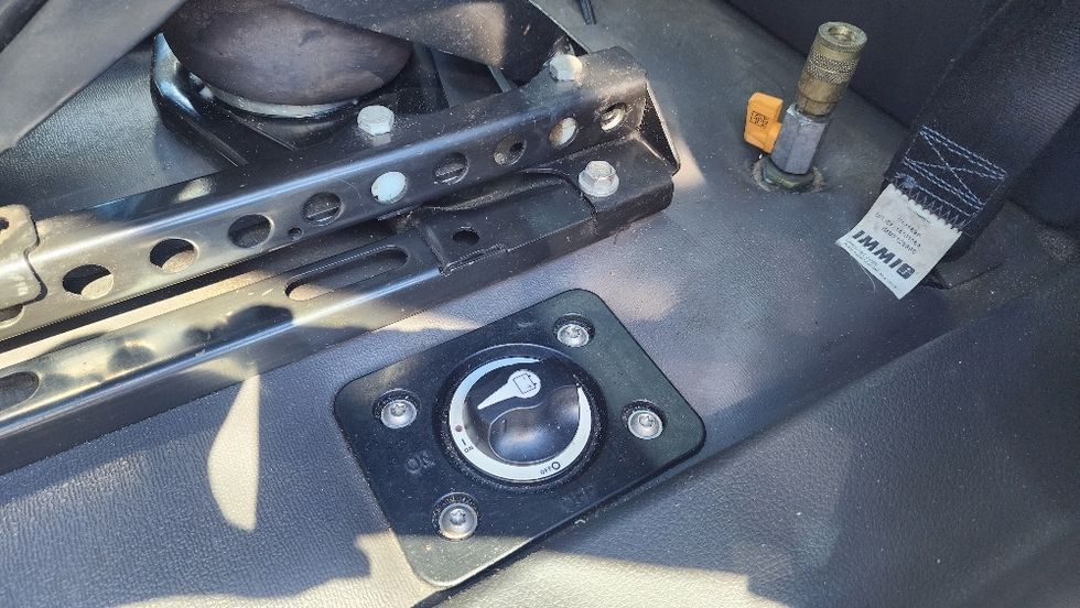 Day Cab Tractor-Heavy Duty Tractors-Freightliner-2019-T12642ST-Ocala-FL-154,820\n\t\tmiles-$ 49,250 - Image 17