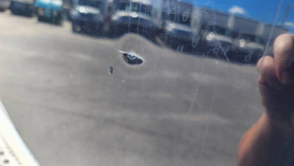 Day Cab Tractor-Heavy Duty Tractors-Freightliner-2019-T12642ST-Ocala-FL-154,820\n\t\tmiles-$ 49,250 - Image 21