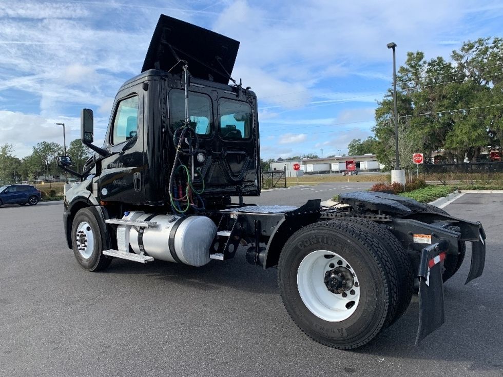 Day Cab Tractor-Heavy Duty Tractors-Freightliner-2019-T12642ST-Ocala-FL-246,152\n\t\tmiles-$ 42,750 - Image 5