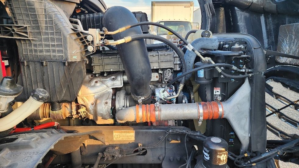 Day Cab Tractor-Heavy Duty Tractors-Freightliner-2019-T12642ST-Ocala-FL-55,139\n\t\tmiles-$ 50,250 - Image 15