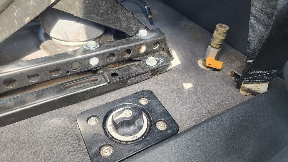 Day Cab Tractor-Heavy Duty Tractors-Freightliner-2019-T12642ST-Ocala-FL-88,355\n\t\tmiles-$ 50,250 - Image 17