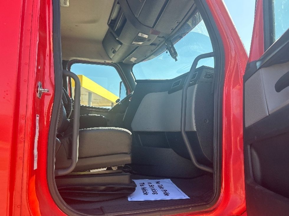 Day Cab Tractor-Heavy Duty Tractors-Freightliner-2019-T12642ST-Oklahoma City-OK-160,009\n\t\tmiles-$ 49,500 - Image 12