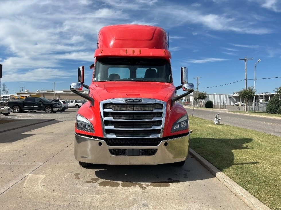 Day Cab Tractor-Heavy Duty Tractors-Freightliner-2019-T12642ST-Oklahoma City-OK-160,009\n\t\tmiles-$ 49,500 - Image 2