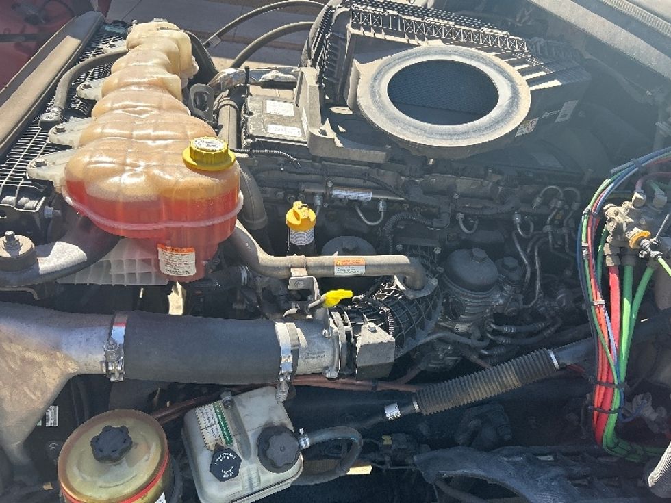 Day Cab Tractor-Heavy Duty Tractors-Freightliner-2019-T12642ST-Oklahoma City-OK-171,711\n\t\tmiles-$ 49,000 - Image 16