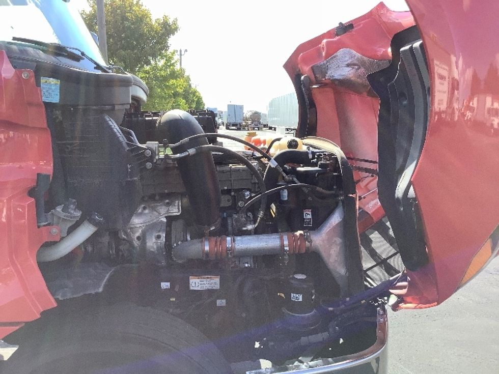 Day Cab Tractor-Heavy Duty Tractors-Freightliner-2019-T12642ST-Oklahoma City-OK-243,143\n\t\tmiles-$ 48,000 - Image 15