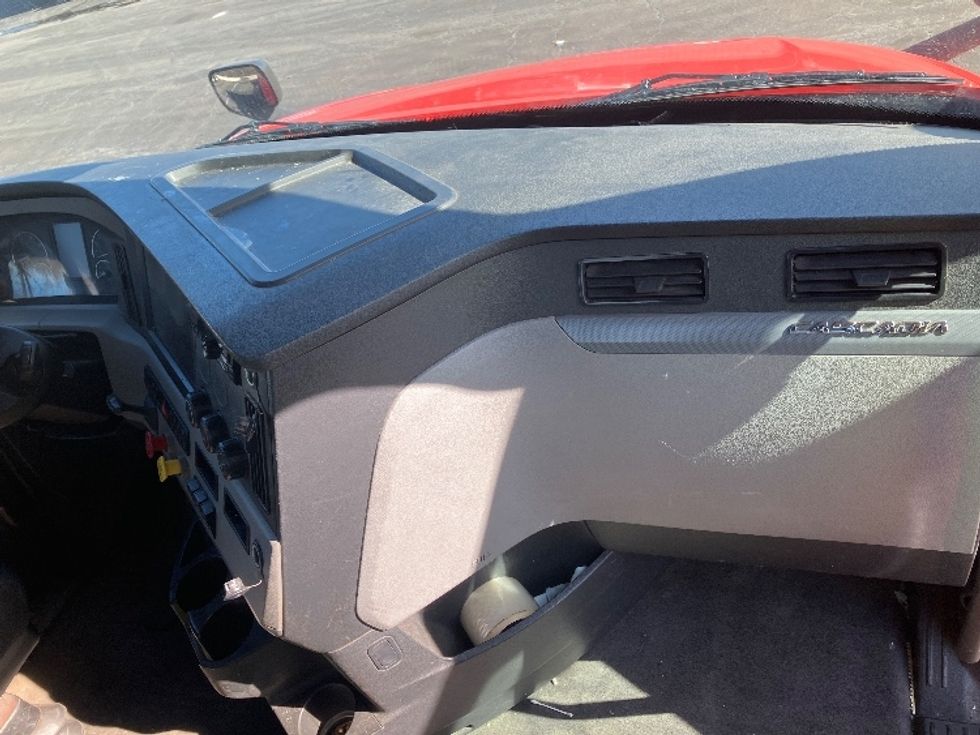 Day Cab Tractor-Heavy Duty Tractors-Freightliner-2019-T12642ST-Parsippany-NJ-272,385\n\t\tmiles-$ 43,500 - Image 13