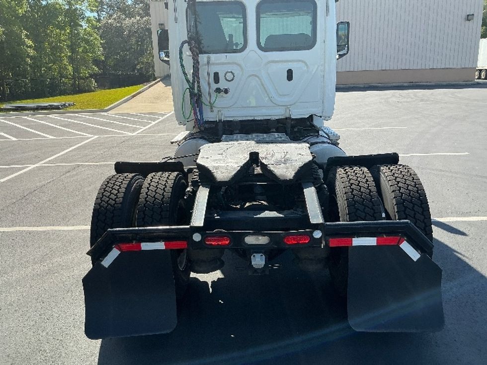 Day Cab Tractor-Heavy Duty Tractors-Freightliner-2019-T12642ST-Pensacola-FL-306,569\n\t\tmiles-$ 45,500 - Image 6