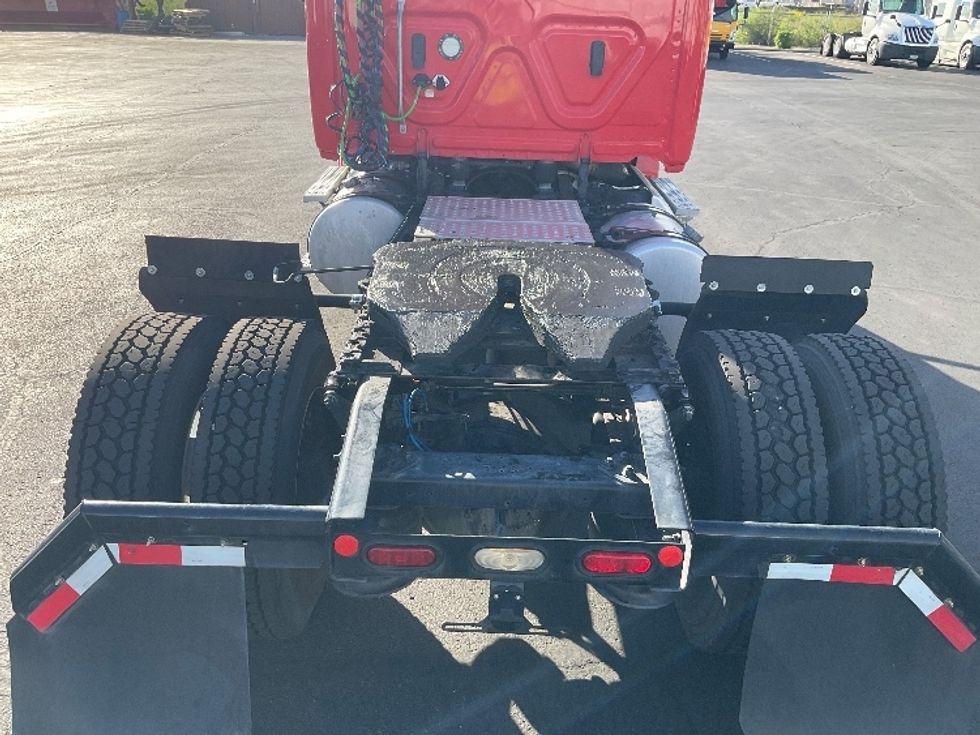 Day Cab Tractor-Heavy Duty Tractors-Freightliner-2019-T12642ST-Phoenix-AZ-325,522\n\t\tmiles-$ 35,250 - Image 6
