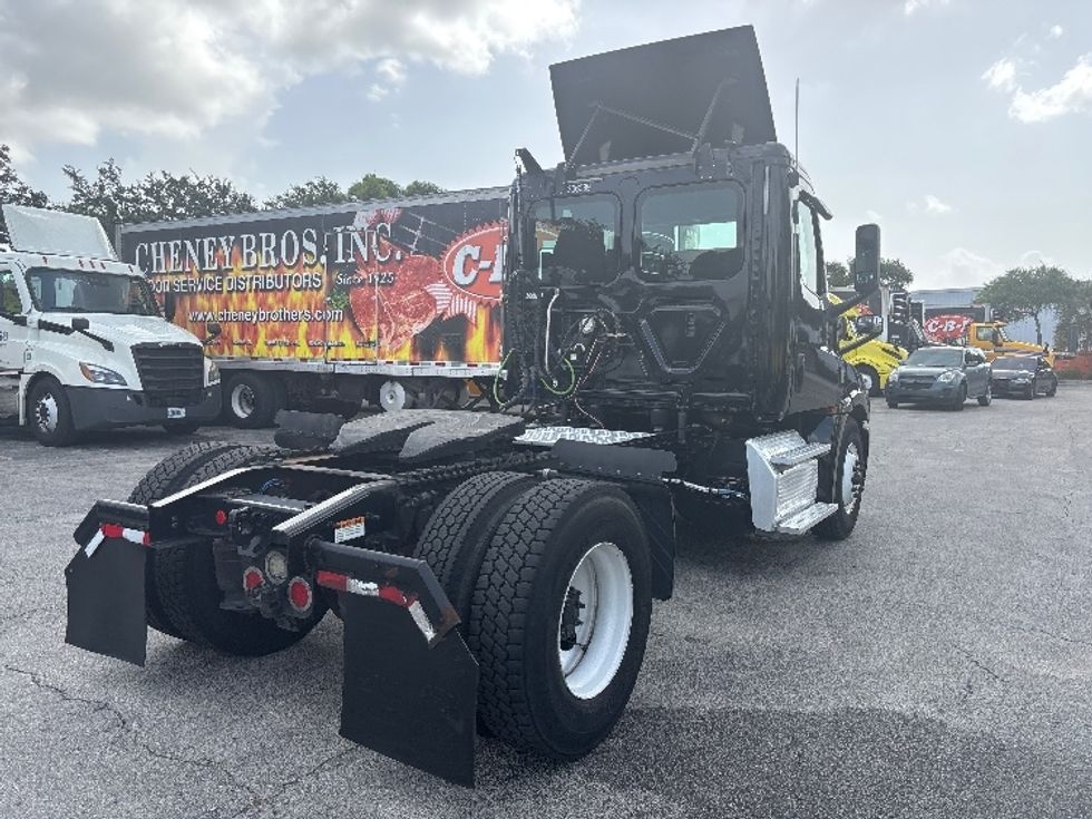 Day Cab Tractor-Heavy Duty Tractors-Freightliner-2019-T12642ST-Pompano Beach-FL-184,140\n\t\tmiles-$ 41,500 - Image 7