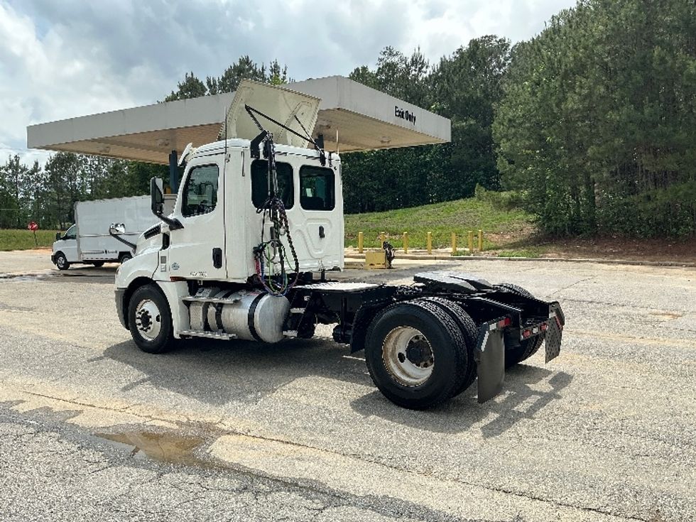 Day Cab Tractor-Heavy Duty Tractors-Freightliner-2019-T12642ST-Prince George-VA-269,142\n\t\tmiles-$ 43,250 - Image 5