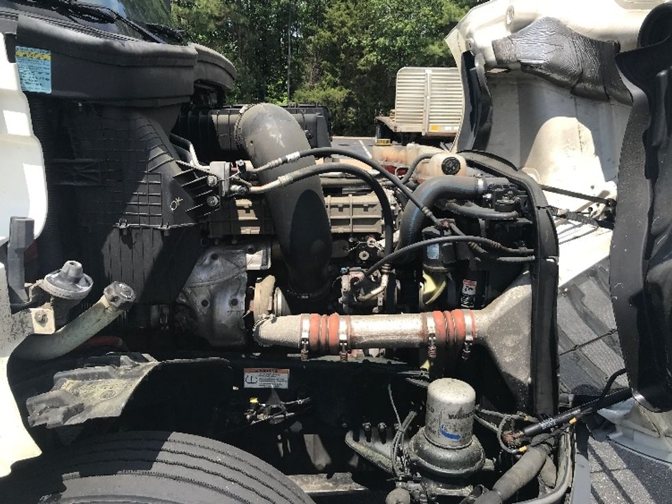 Day Cab Tractor-Heavy Duty Tractors-Freightliner-2019-T12642ST-Prince George-VA-419,124\n\t\tmiles-$ 39,250 - Image 15