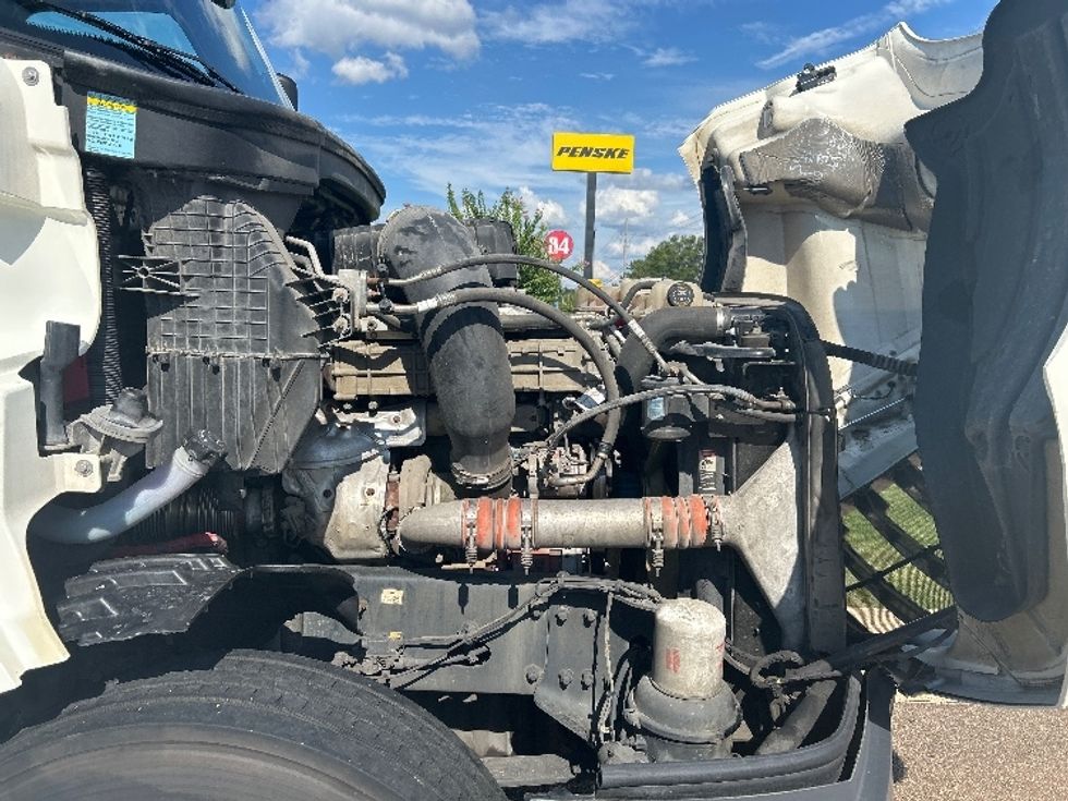 Day Cab Tractor-Heavy Duty Tractors-Freightliner-2019-T12642ST-Richland-MS-232,230\n\t\tmiles-$ 49,500 - Image 15