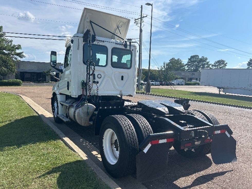 Day Cab Tractor-Heavy Duty Tractors-Freightliner-2019-T12642ST-Richland-MS-232,230\n\t\tmiles-$ 49,500 - Image 5