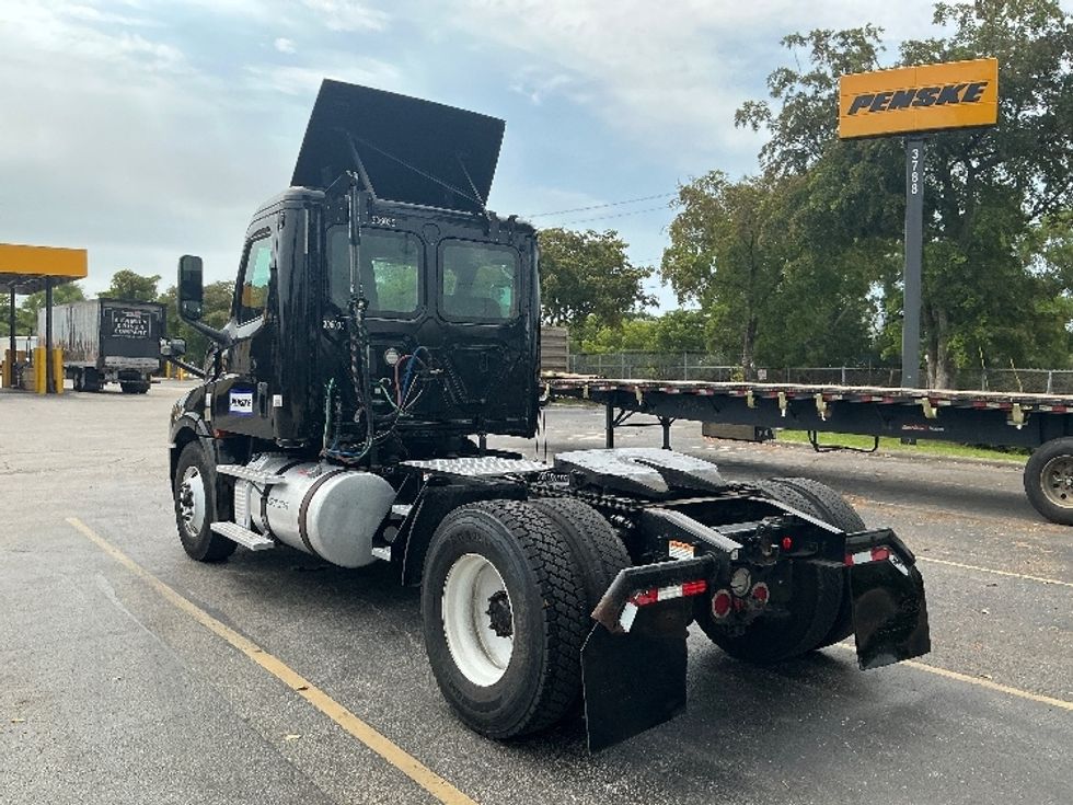 Day Cab Tractor-Heavy Duty Tractors-Freightliner-2019-T12642ST-Riviera Beach-FL-186,929\n\t\tmiles-$ 44,500 - Image 5