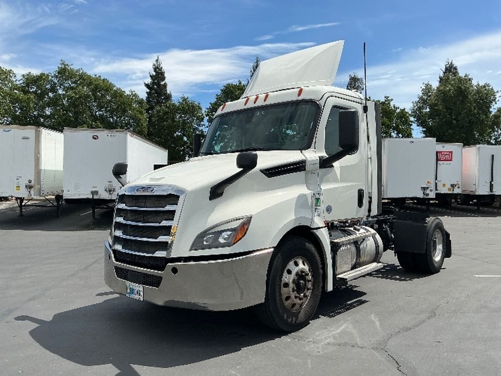Day Cab Tractor-Heavy Duty Tractors-Freightliner-2019-T12642ST-Sacramento-CA-315,058\n\t\tmiles-$ 46,500 - Image 3