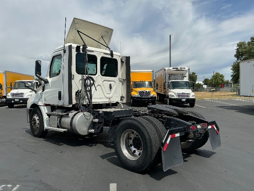 Day Cab Tractor-Heavy Duty Tractors-Freightliner-2019-T12642ST-Sacramento-CA-315,058\n\t\tmiles-$ 46,500 - Image 5