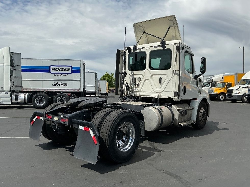 Day Cab Tractor-Heavy Duty Tractors-Freightliner-2019-T12642ST-Sacramento-CA-315,058\n\t\tmiles-$ 46,500 - Image 7