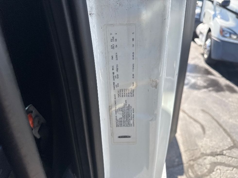 Day Cab Tractor-Heavy Duty Tractors-Freightliner-2019-T12642ST-Sturtevant-WI-601,034\n\t\tmiles-$ 29,500 - Image 16