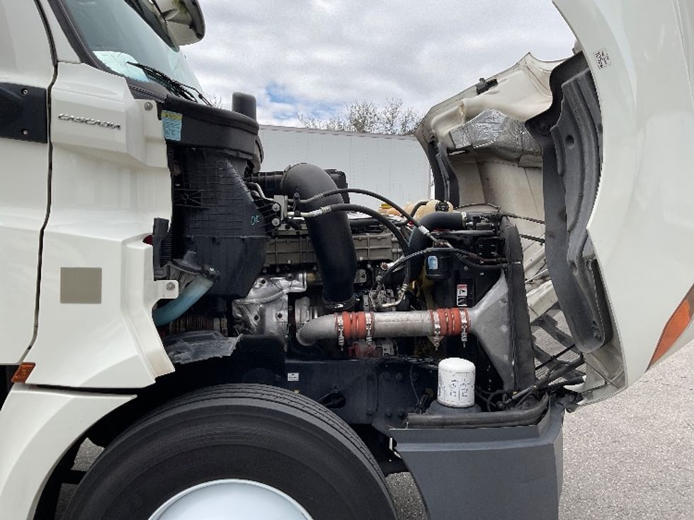 Day Cab Tractor-Heavy Duty Tractors-Freightliner-2019-T12642ST-Tampa-FL-244,199\n\t\tmiles-$ 44,500 - Image 15