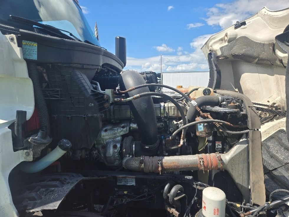 Day Cab Tractor-Heavy Duty Tractors-Freightliner-2019-T12642ST-White Deer-PA-730,223\n\t\tmiles-$ 22,500 - Image 15