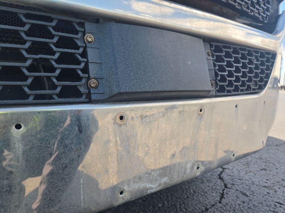 Day Cab Tractor-Heavy Duty Tractors-Freightliner-2019-T12642ST-White Deer-PA-730,223\n\t\tmiles-$ 22,500 - Image 17