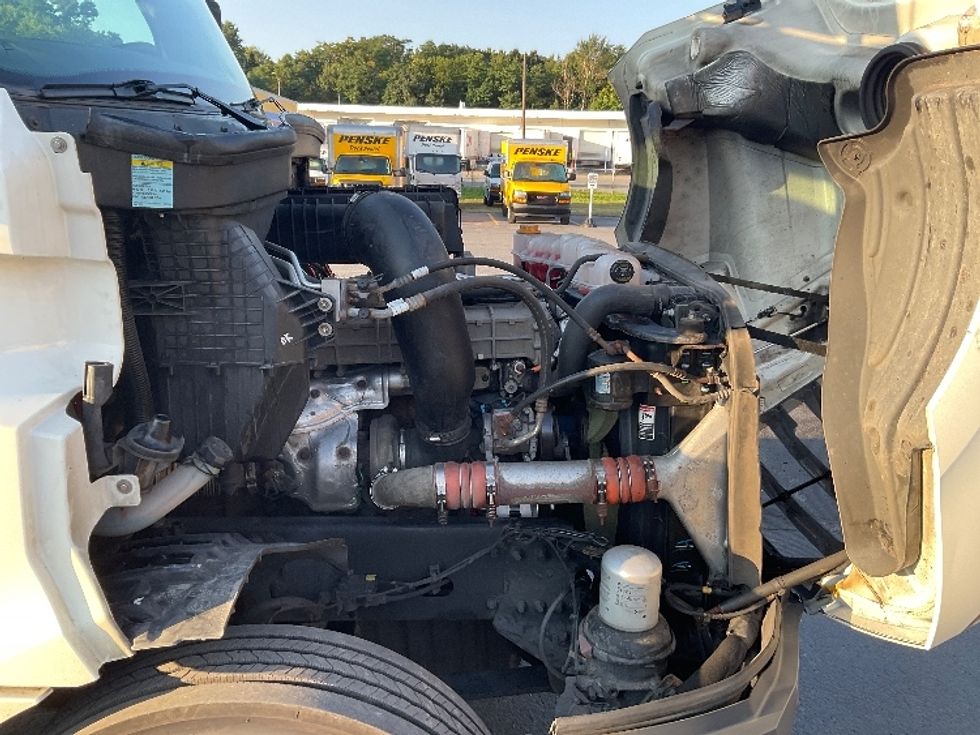 Day Cab Tractor-Heavy Duty Tractors-Freightliner-2019-T12642ST-Wilkes Barre-PA-541,971\n\t\tmiles-$ 23,250 - Image 15