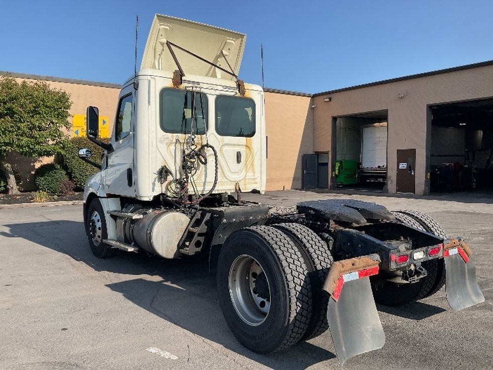 Day Cab Tractor-Heavy Duty Tractors-Freightliner-2019-T12642ST-Wilkes Barre-PA-541,971\n\t\tmiles-$ 23,250 - Image 5