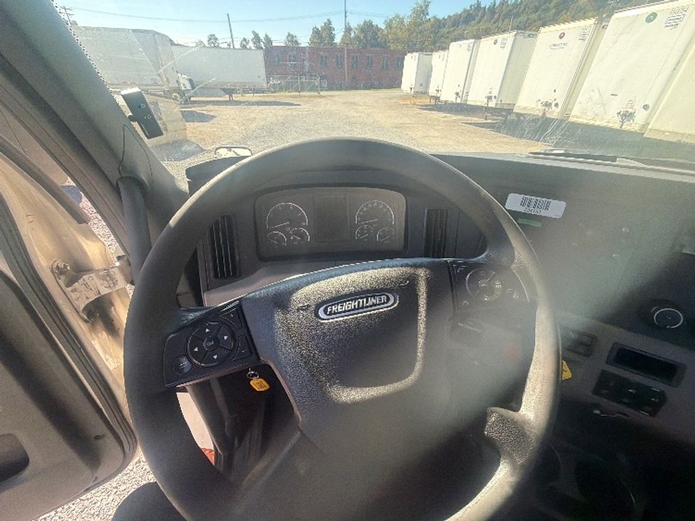 Day Cab Tractor-Heavy Duty Tractors-Freightliner-2019-T12664ST-Akron-OH-461,329\n\t\tmiles-$ 40,500 - Image 10