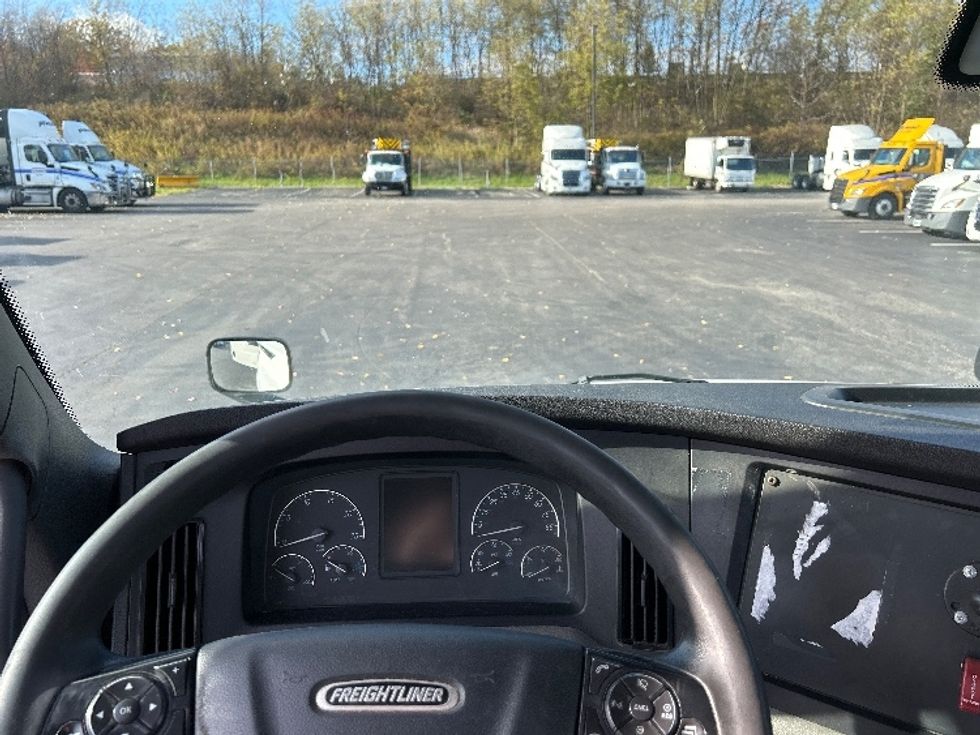 Day Cab Tractor-Heavy Duty Tractors-Freightliner-2019-T12664ST-Akron-OH-494,055\n\t\tmiles-$ 37,750 - Image 10