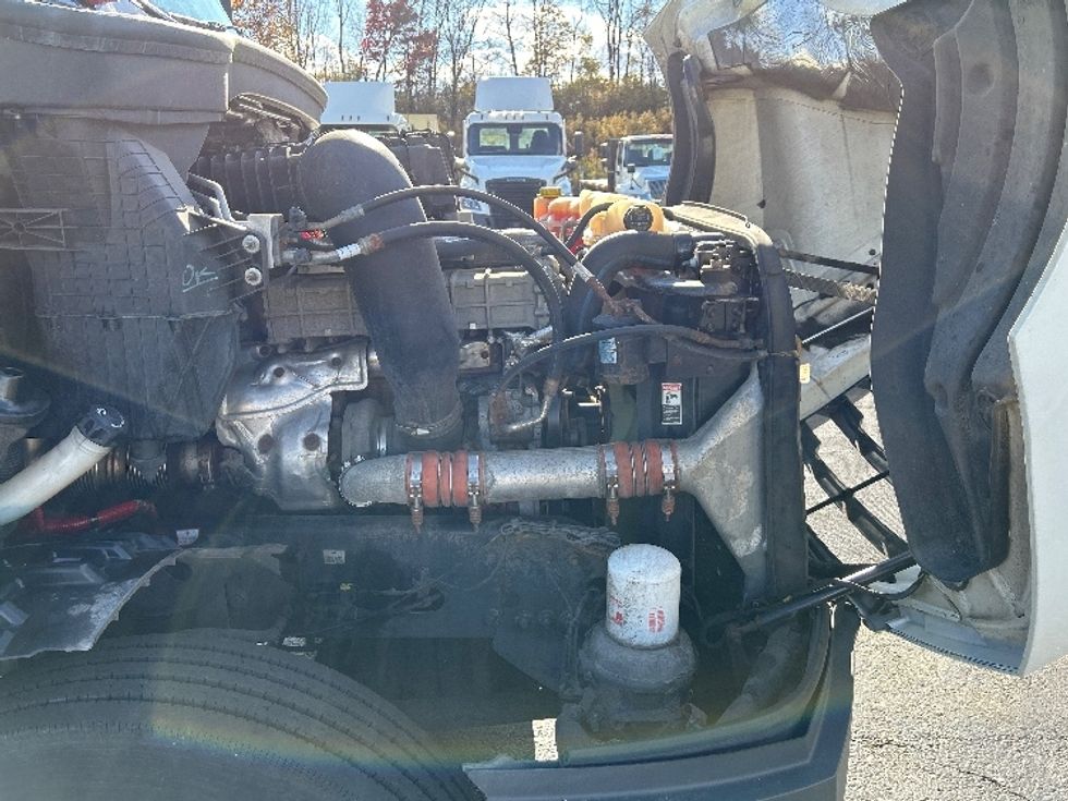 Day Cab Tractor-Heavy Duty Tractors-Freightliner-2019-T12664ST-Akron-OH-511,456\n\t\tmiles-$ 35,000 - Image 15