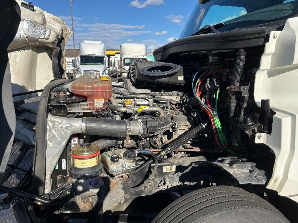 Day Cab Tractor-Heavy Duty Tractors-Freightliner-2019-T12664ST-Akron-OH-511,456\n\t\tmiles-$ 35,000 - Image 16