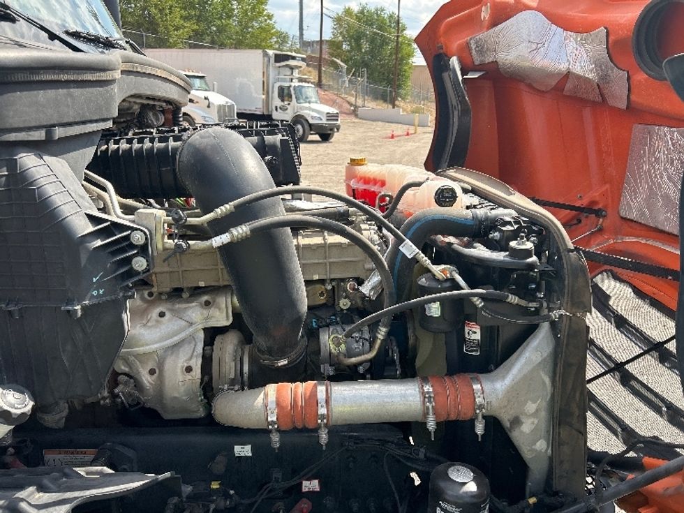 Day Cab Tractor-Heavy Duty Tractors-Freightliner-2019-T12664ST-Albuquerque-NM-531,967\n\t\tmiles-$ 36,500 - Image 15