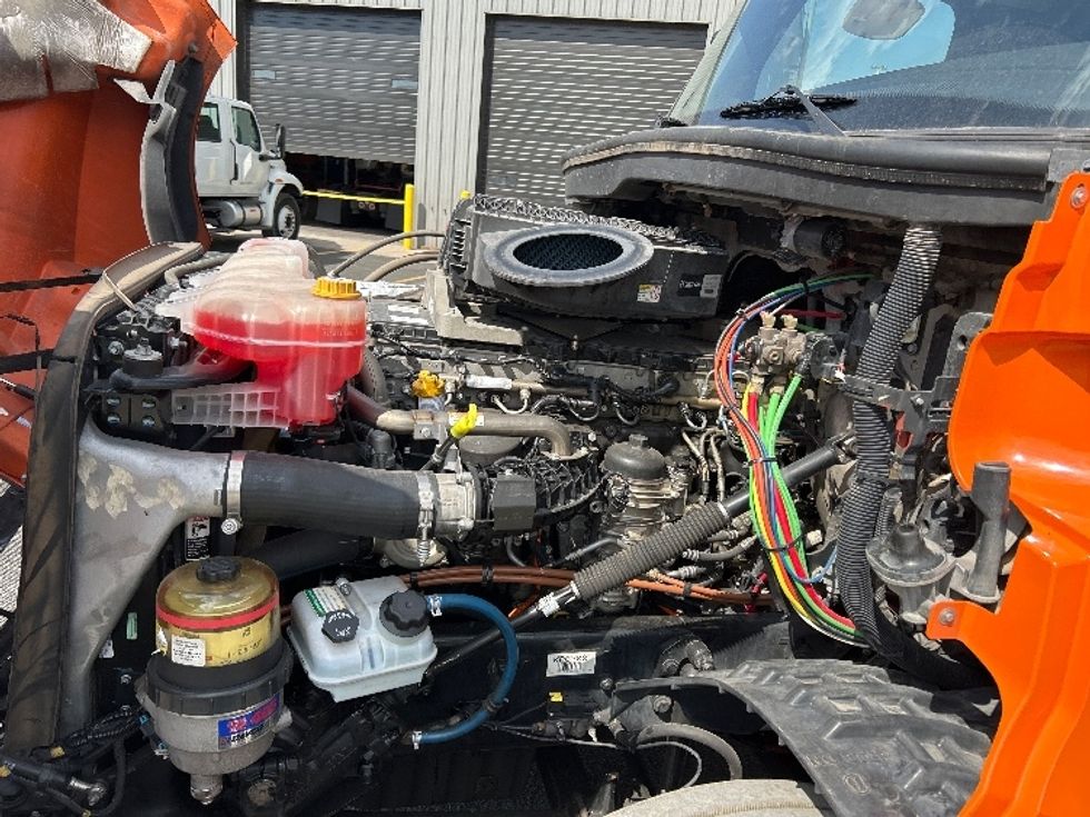 Day Cab Tractor-Heavy Duty Tractors-Freightliner-2019-T12664ST-Albuquerque-NM-531,967\n\t\tmiles-$ 36,500 - Image 16