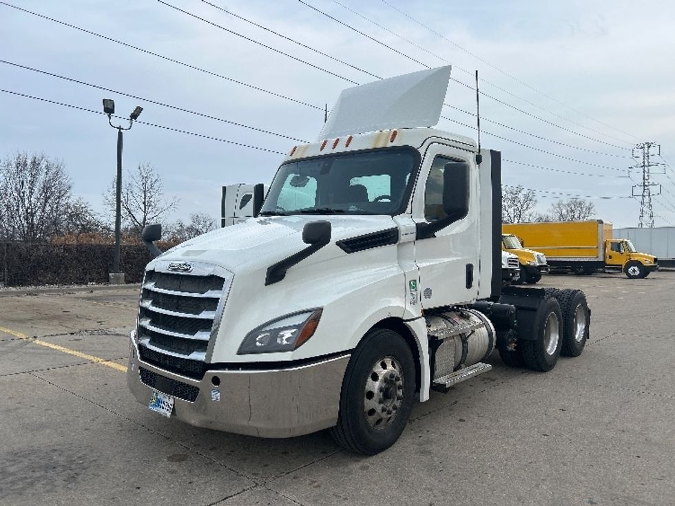 Day Cab Tractor-Heavy Duty Tractors-Freightliner-2019-T12664ST-Allen Park-MI-348,951\n\t\tmiles-$ 44,000 - Image 3