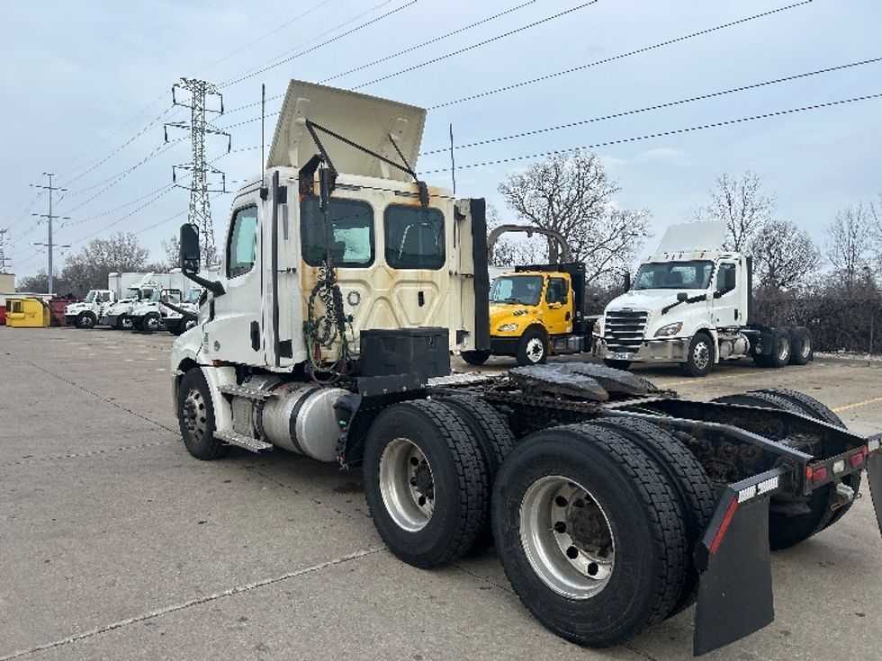 Day Cab Tractor-Heavy Duty Tractors-Freightliner-2019-T12664ST-Allen Park-MI-348,951\n\t\tmiles-$ 44,000 - Image 5