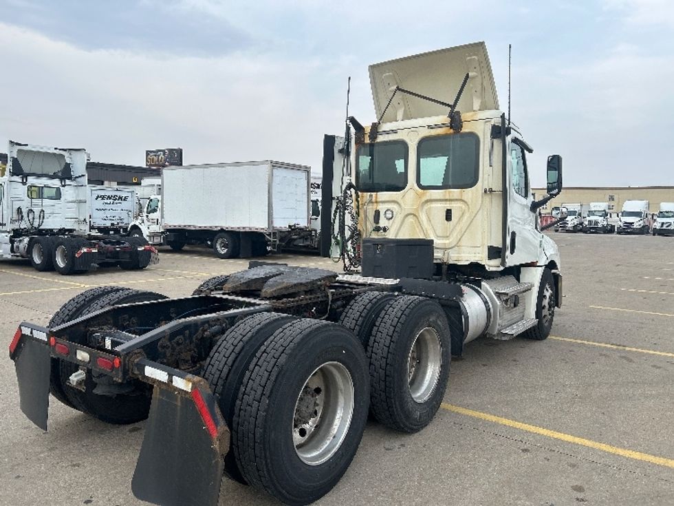 Day Cab Tractor-Heavy Duty Tractors-Freightliner-2019-T12664ST-Allen Park-MI-348,951\n\t\tmiles-$ 44,000 - Image 7