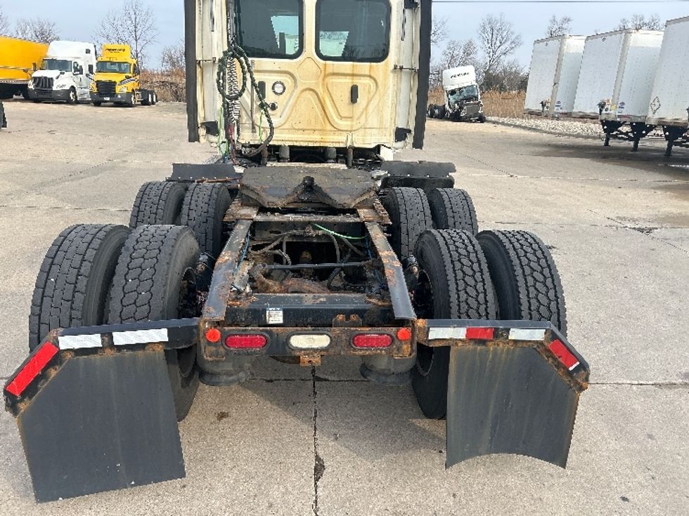 Day Cab Tractor-Heavy Duty Tractors-Freightliner-2019-T12664ST-Allen Park-MI-429,798\n\t\tmiles-$ 40,500 - Image 6