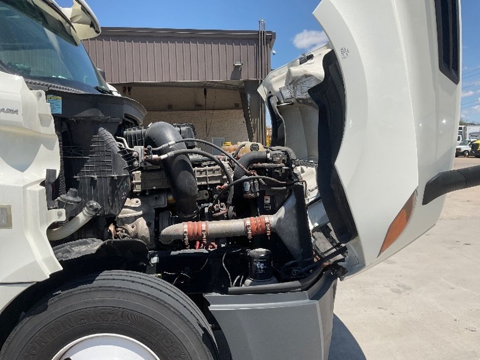 Day Cab Tractor-Heavy Duty Tractors-Freightliner-2019-T12664ST-Allen Park-MI-856,956\n\t\tmiles-$ 23,250 - Image 15